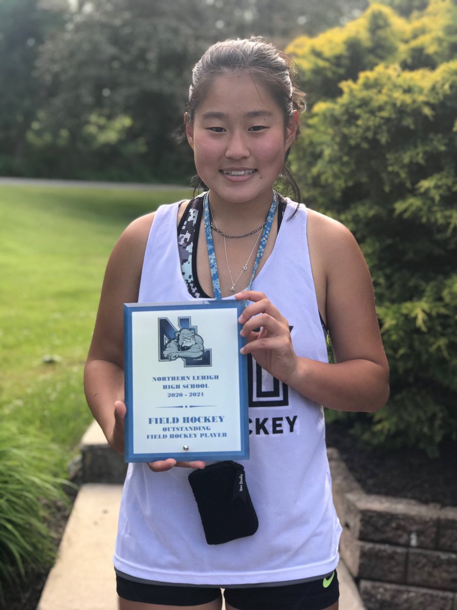field_nl's tweet photo. Congratulations to Hailey Evans(again lol) and Olivia Horninger on their Outstanding NL Field Hockey Awards today!! Great job ladies!! https://t.co/GYNz6uRh2z