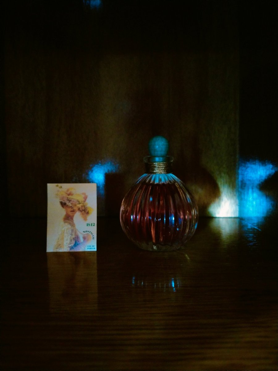 KingWater9's tweet photo. #parishaydar #fragrance #parfum #luxuryparfum #toilette #perfume #kingwater #kingwateroriginal #parishaydarmusée #kinghaydar #lelangagedesfleurs #muséedeparfum #originalbrand #parfum #muséedeparfum #historyoffragrances #inventionoffragrances#perfumecollector #paris https://t.co/atSLpOWuId