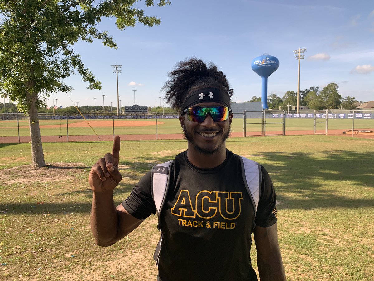 firestormtrack's tweet photo. Senior Jullian Coronado grabs the last spot in the 100 m finals by one thousands of a second. 10.46. Jullian was ranked 18th in the nation coming to Gulf Shores... he is not 18th Anymore! https://t.co/7WM52hVk1W
