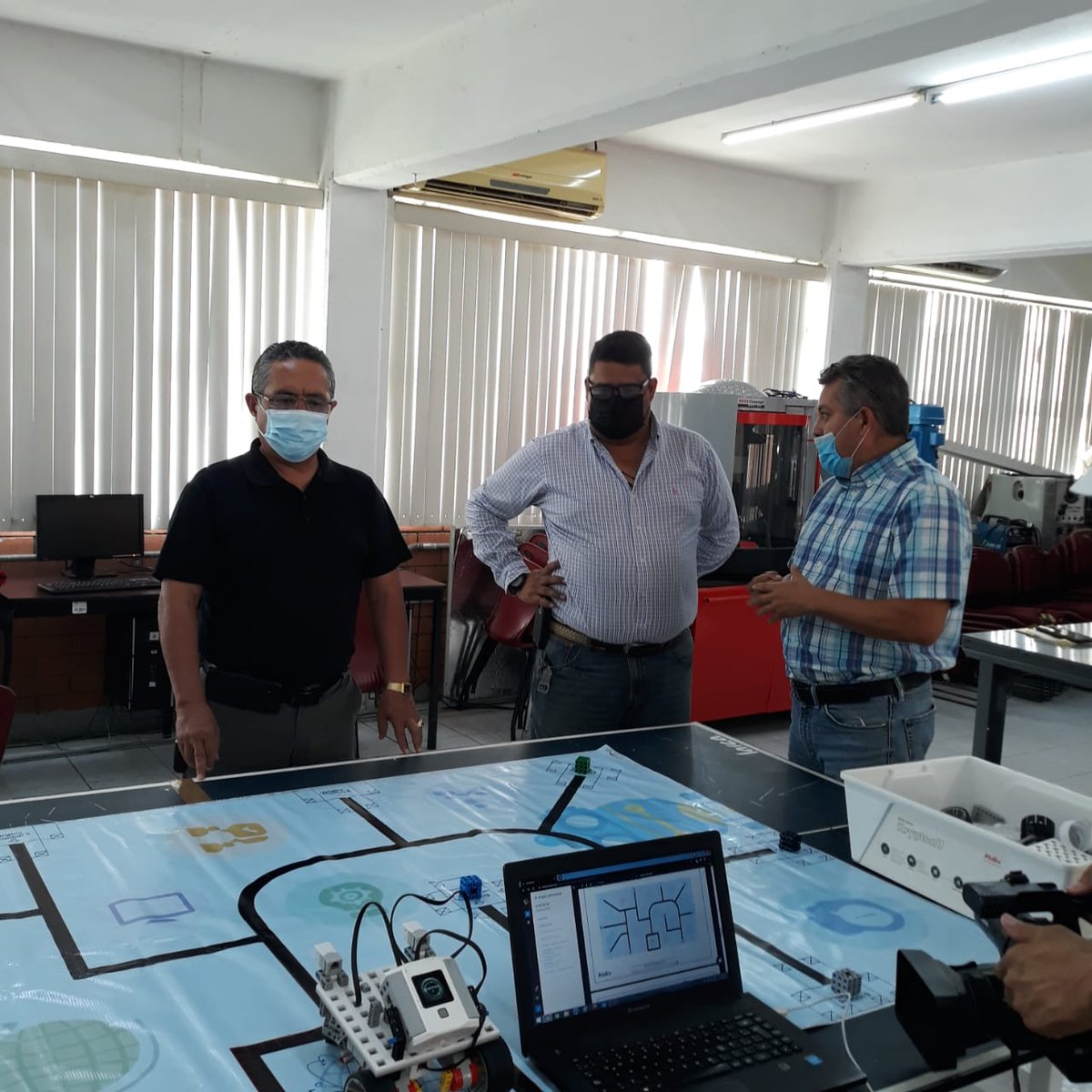 CECyTEC AGUJITA tweet media