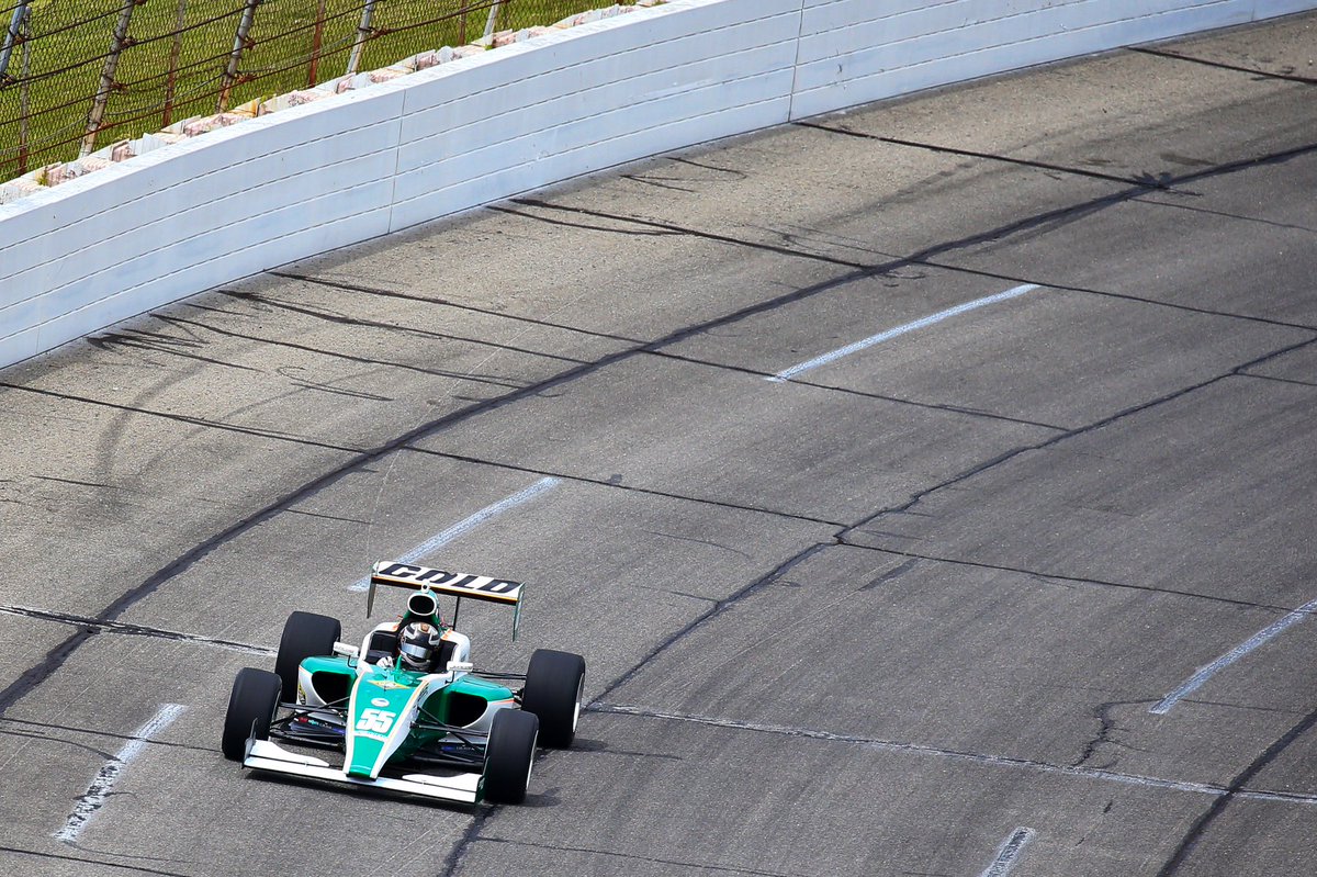 USFPro2000's tweet photo. You can take THAT to the bank, @reecegold5! 🔥 The kid will lead the pack in the #Freedom90 tomorrow night! 

Results | https://t.co/nzs1AvAppM

#RoadToIndy | #TeamCooperTire | #carbnightclassic https://t.co/2O4QMijMGy