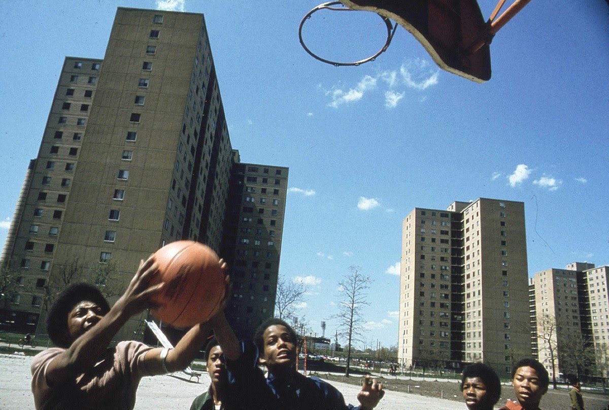 wyacaprice's tweet photo. Chicago, 1973. 
The west side and north side projects. https://t.co/xdrlrPpnIL