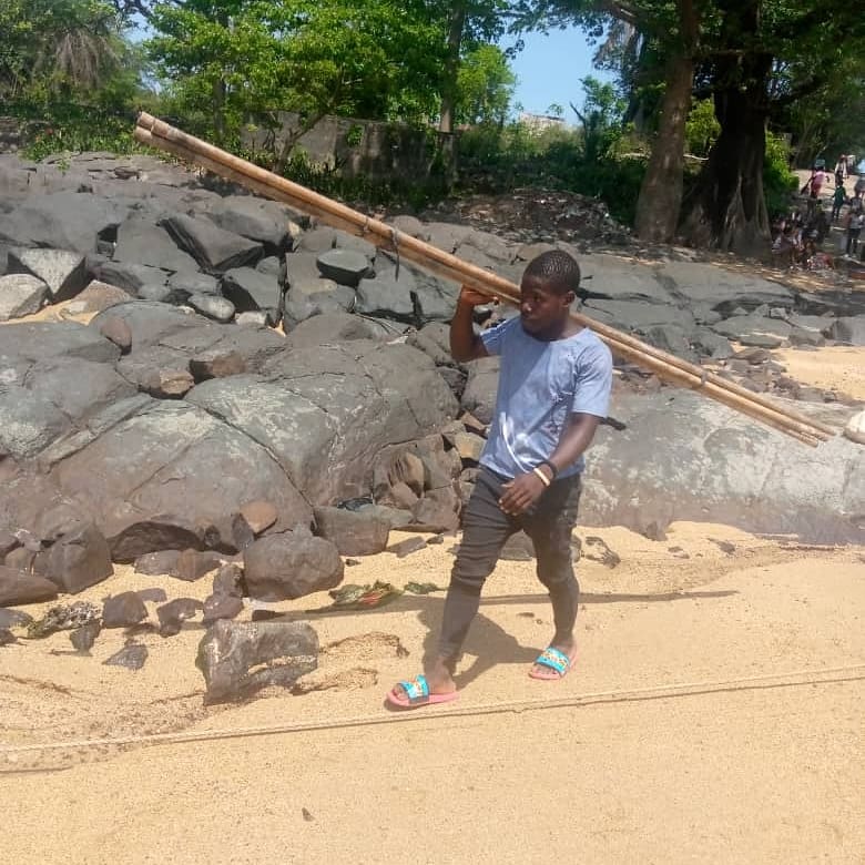KandehBenson's tweet photo. TEAM 2 ON THEIR WAY TO BANANA ISLAND TO PROVIDE DRINKING WATER. 

Crossing over to Banana Island to create an impact by providing access to safe drinking water to the people.
@RuralWaterNet 
@YahayaOjonugwa 
@WaterYouthNet 
@PresidentBio 
@Temple_Oraeki @ywp_Nigeria https://t.co/I2QlHKt6ss