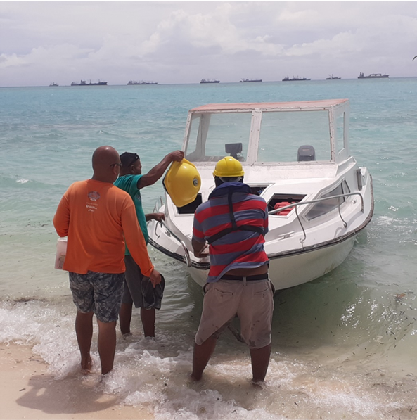 spc_live's tweet photo. #Kiribati Met Service deploys its first wave buoy and shares its experiences of this new ocean observation instrument and the partnership with Fisheries colleagues to implement it.

5th Pacific Islands Workshop on Ocean Observations and Data Applications.

📸🇰🇮 Met Service https://t.co/HGXNAg1yxq