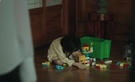 infinitennim's tweet photo. Vee bir teorim daha tutmus aslında ya oha Shin Sang da psikopat genine sahipmiş aslında ama o sayko değildi ve ama kızı sayko #MouseTheLast https://t.co/P2zwDKWxrB