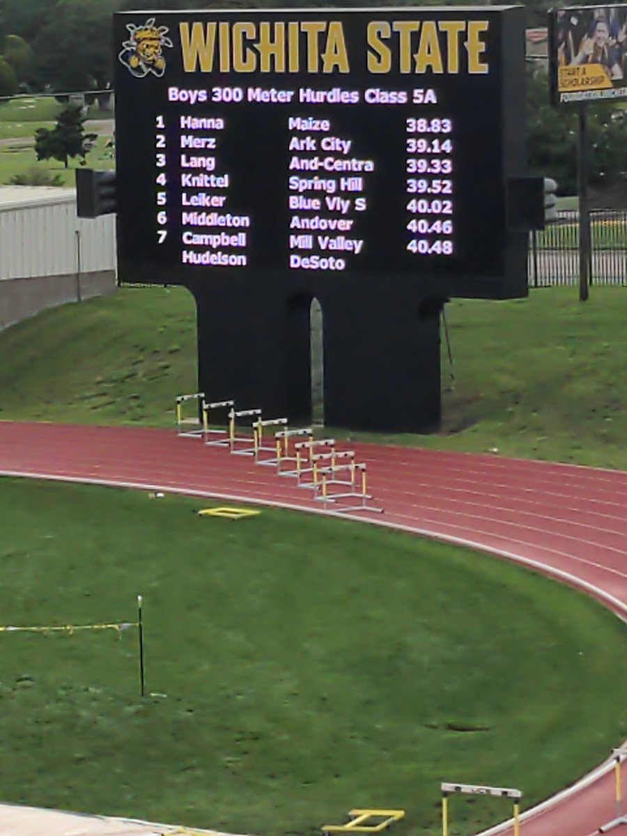 A PR and 5th place finish for <a href="/kagan_leiker/">Kagan Leiker</a> in the 300m hurdles
