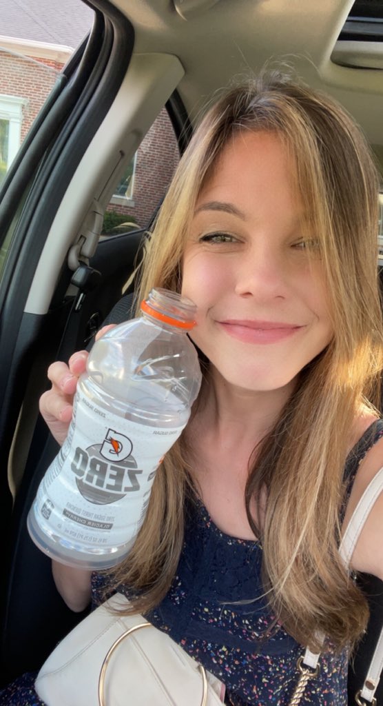 Meghan_Ottolini's tweet photo. Hydration is key for hot takes. Joining @MutWEEI on @WEEI from 7-9, with my Quick Slants buddy @tomecurran at 7:30! #notanad #itcouldbe #nobodygivesmefreecrap https://t.co/zUveuthyCD