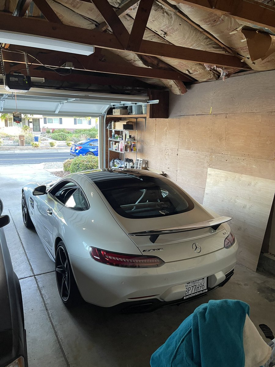 Lairtap's tweet image. Can’t take the money w me. May as well spend it.