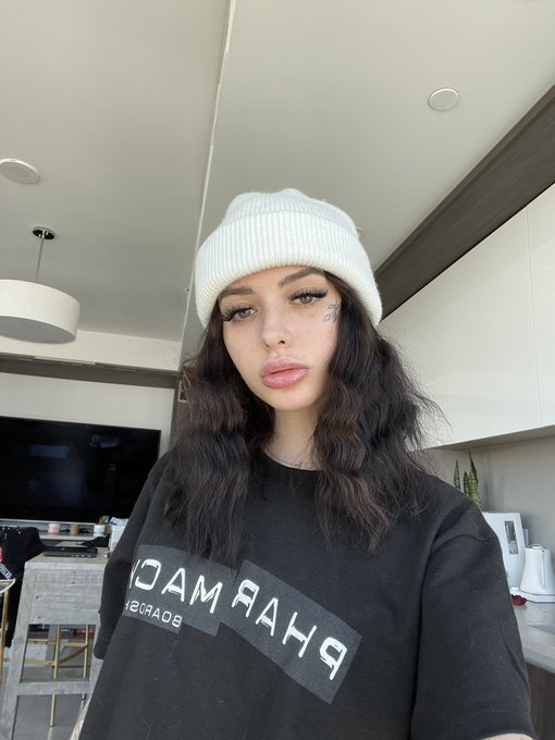 TW Pornstars - Stormy Summers. The most retweeted pictures and videos for all time. Page 5