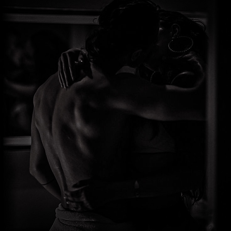 Martin947975481's tweet photo. Essa mulher gente- É perfeita, me faz sentir o homem mais especial do mundo, ela me ajuda nos momentos difíceis, me dá carinho e muitas outras coisas, não vim falar sobre isso enfim, meu amor vim falar pra você que você é linda, maravilhosa cheirosa e gostosa, eu te amo! https://t.co/c93UAuJWVj