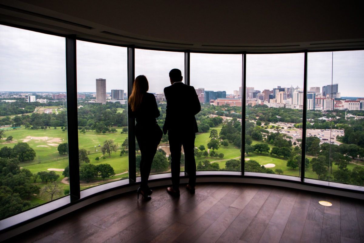 DPWPR's tweet image. Check out The Parklane’s gorgeously reimagined condos. We recently helped coordinate a cocktail reception showcasing this high-rise with a backyard, located on @HermannPark #Houston #TheParklaneHouston
buff.ly/3oZ2D6w