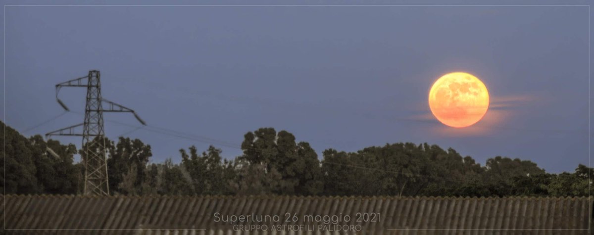 xandaolp's tweet photo. EAPOD May 28th 2021 | Supermoon
Image credit: Giuseppe Conzo 
#EAPOD #supermoon 
https://t.co/E3aLGuAeI4 via @European_APOD https://t.co/g35cmCat0M
