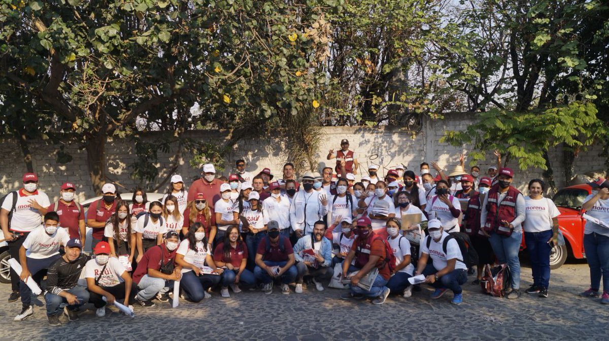 Ya nada detiene a #LaEsperanzaDeZapopan, hoy en la Colonia Lomas del Refugio lo reafirmamos: #MorenaVa en #Zapopan  ¡Faltan 10 días!
#VivirEnPazEsPosible 
#BlancaPorMorena
#Distrito4