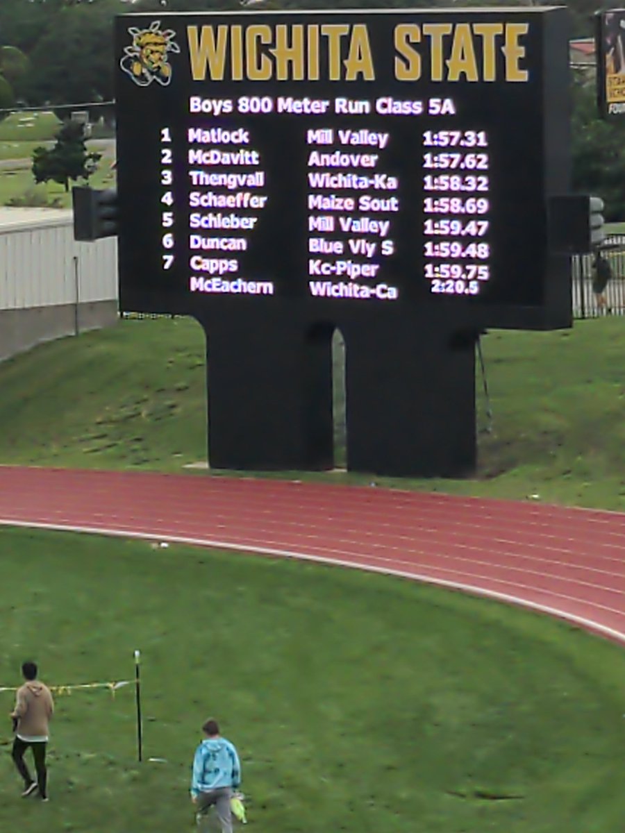 We 👀 you Brenden! Finishing strong with 6th in the 800m!