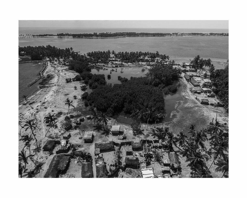 BETWEEN SAND AND WATER 2019 - ONGOING

I learnt through my father how my grandfather’s home was washed away by the ocean along with other homes in Ada Foah and how that caused a separation among families. This has inspired me over the past 2 years to explore the situation in…