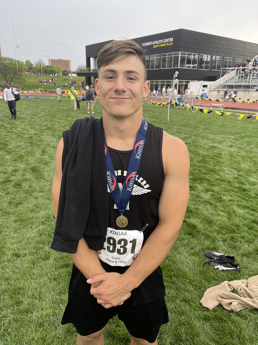 NewtonHSKS's tweet photo. State Champ!!! Kenyon Forest wins the Javelin! #RailerPride https://t.co/GmlwA8kUOU