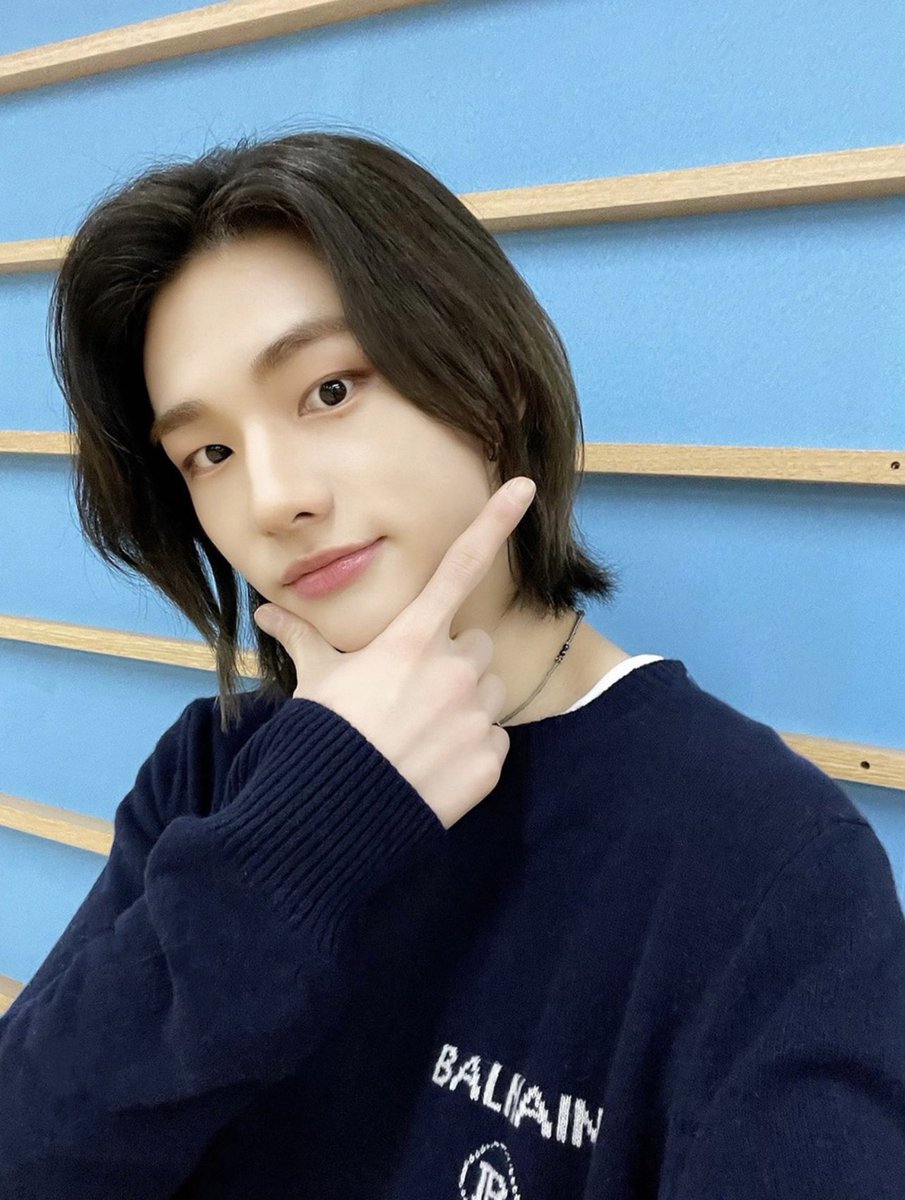 hyunjinpost's tweet image. 