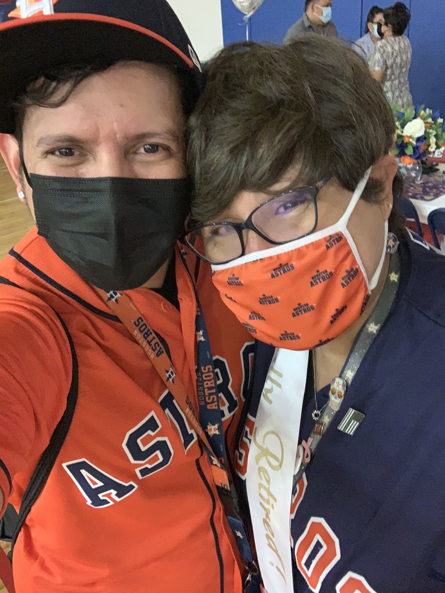 3 yrs ago I received a call that would change my life. My principal <a href="/mightyolleowls/">Nelda Billescas</a> Nelda Billescas gave me an opportunity to make an impact as a teacher. Thank u for all you did at <a href="/OlleMightyOwls/">Olle Middle CITGO Innovation Academy</a>, the support, and being an amazing human being. I wish you a wonderful retirement!