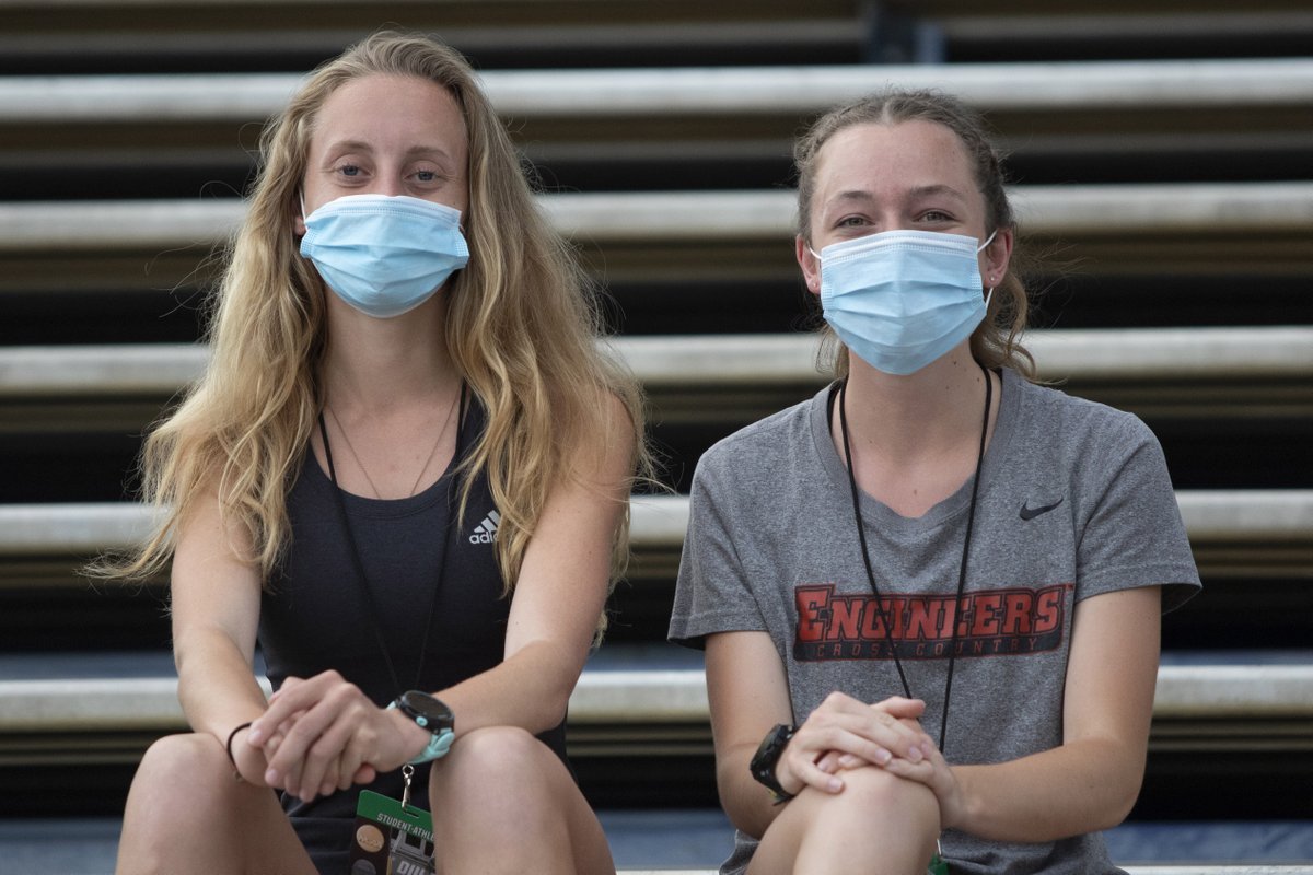 RPIAthletics's tweet photo. Izzy and Michelle are ready for RACE NIGHT in Greensboro, NC! Michelle Murray will run the 10k at 8:30pm.
WATCH LIVE: https://t.co/2lrimN8XNF
#RPIXC #RPITF #d3tf https://t.co/cHbf1S0eBb