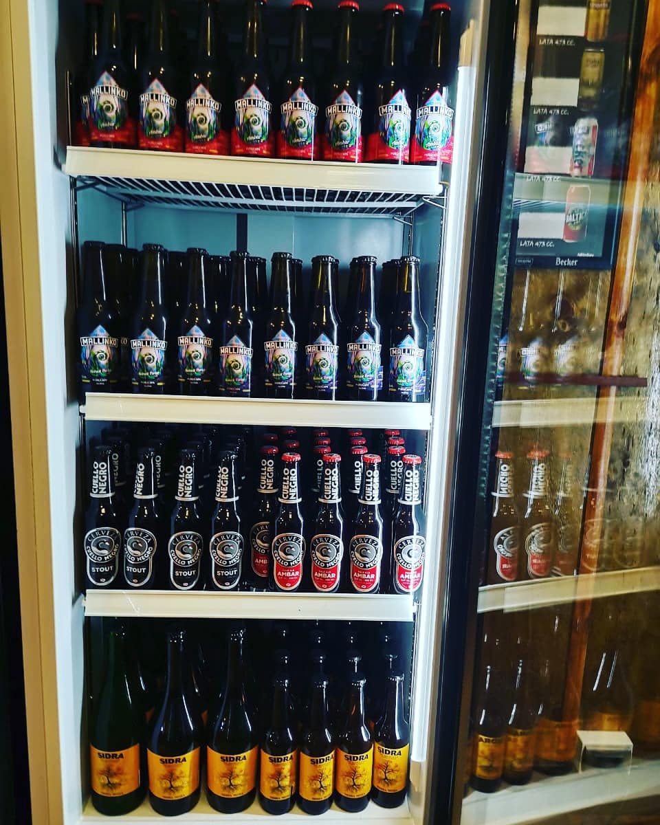 hielosmarket's tweet image. QUIÉN DIJO CERVEZAS ARTESANALES???!!!
TENEMOS MUCHAS !!!!!
Consulta por tu preferencia y nuevas marcas valdivianas y de la región.
🍺🍻🍺🍻🍺🍺🍺👌📲👌👌
#delivery 📲+56 9 8971 8745
#hielosmarket #repartoadomicilio #valdiviacl