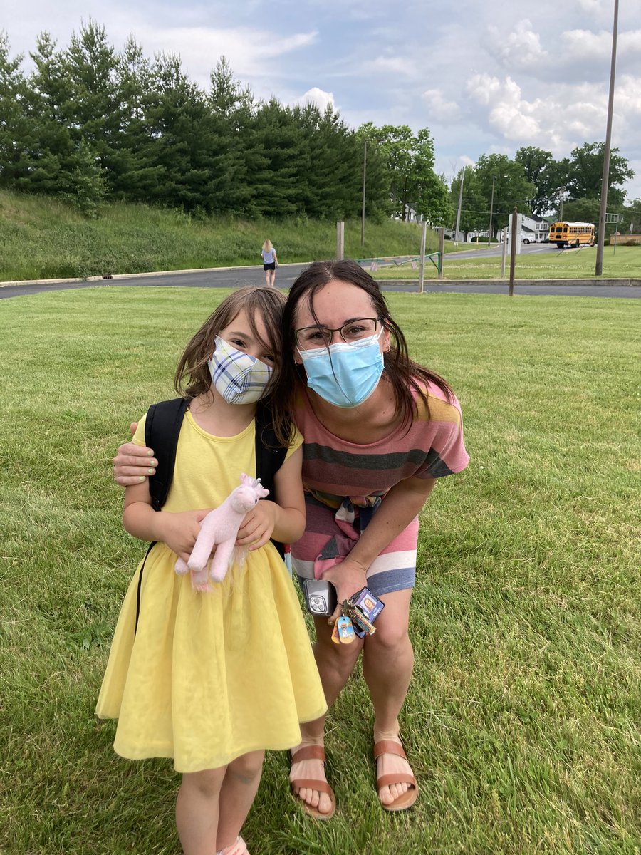 KME_Counselor's tweet photo. Big heaving sobs followed the taking of this photo for my kindergartner! But like I said to her, what a beautiful gift that @Kings_Schools is full of educators who our students never want to leave ❤️ https://t.co/GFIBWoC75l
