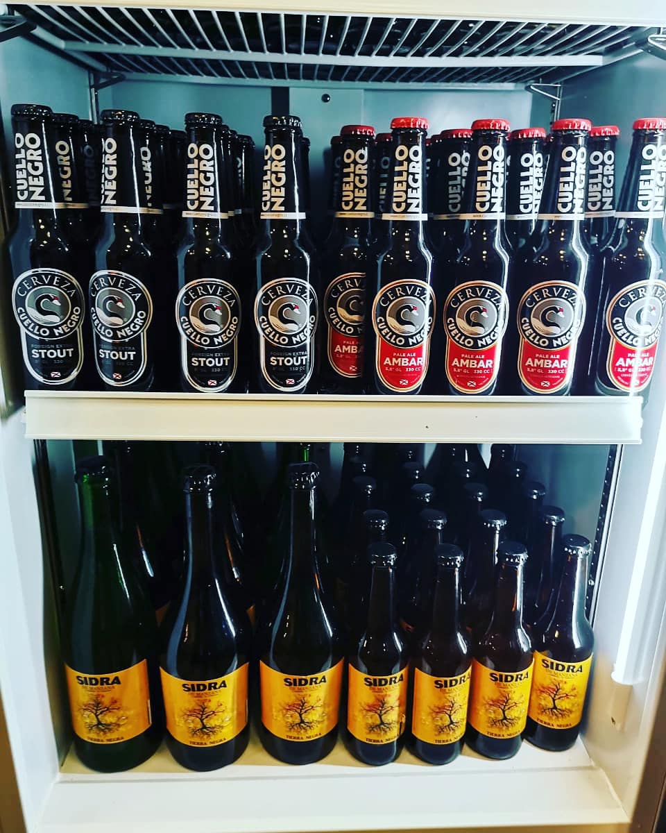 hielosmarket's tweet image. QUIÉN DIJO CERVEZAS ARTESANALES???!!!
TENEMOS MUCHAS !!!!!
Consulta por tu preferencia y nuevas marcas valdivianas y de la región.
🍺🍻🍺🍻🍺🍺🍺👌📲👌👌
#delivery 📲+56 9 8971 8745
#hielosmarket #repartoadomicilio #valdiviacl