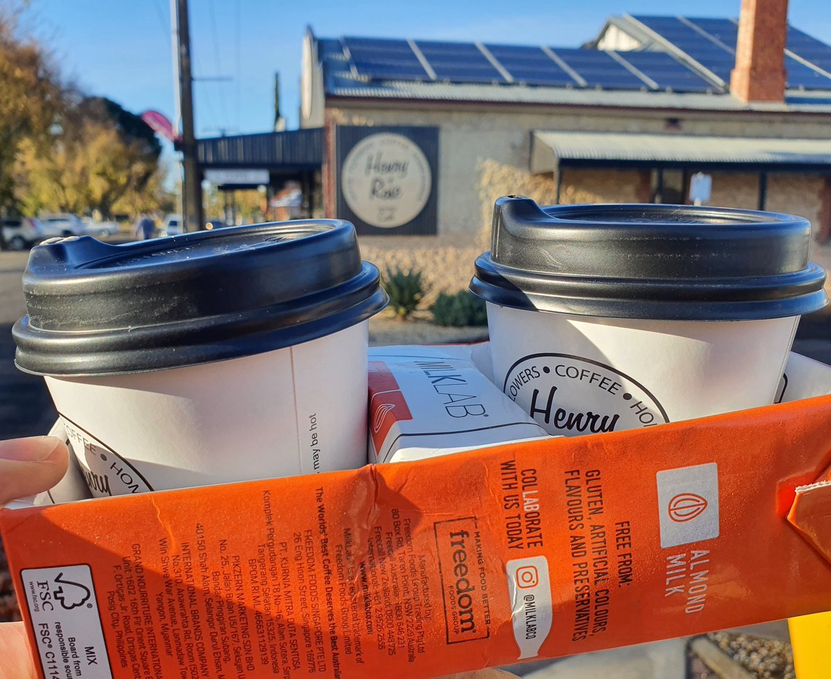 This made my morning! Sustainability solutions by my fav café, Henry &amp; Rose in Keith, SA! (I wish we could use our keep cups.) Border closures will have a huge effect on businesses like theirs, so stop in! <a href="/GSSALCBranch/">Grassland Society of SA - Limestone Coast Branch</a> and <a href="/LClandscapeSA/">Limestone Coast Landscape Board</a> workshop today with Christine Jones! ☕