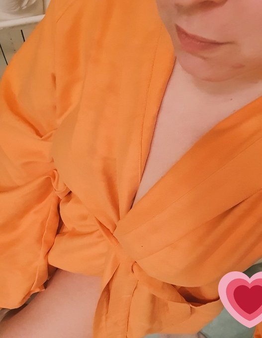 Buona notte porcelli 😋  goodnight https://t.co/2ur2XtnR6J