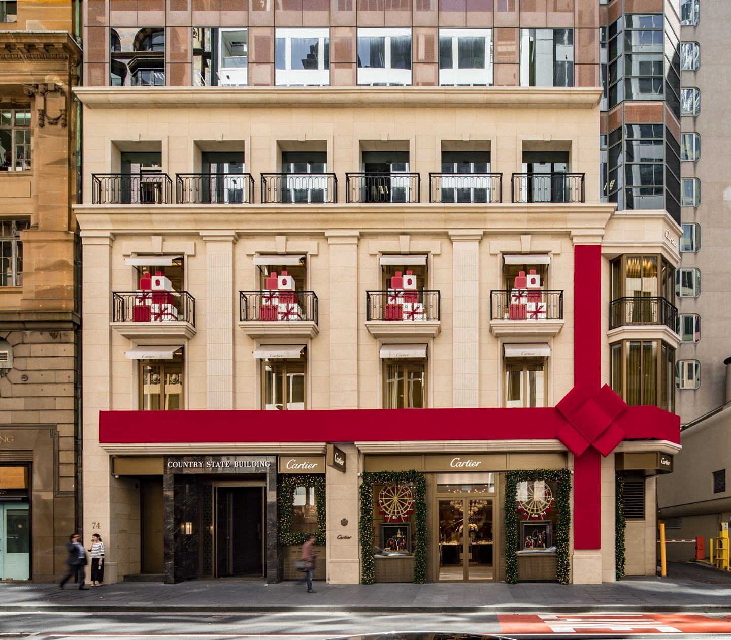 Visual Inspirations Australia on X Cartier perfectly wrapped up. We loved working on this bow manufacture and install in Sydney a few years back visualinspirationsaustralia makestheordinaryextraordina...