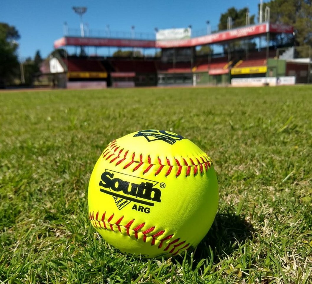 SouthSports's tweet photo. El Estadio Mundialista espera en silencio que superemos la enfermedad, que vuelva el bullicio y el sonido de los bates. https://t.co/oVBTRWO0h2