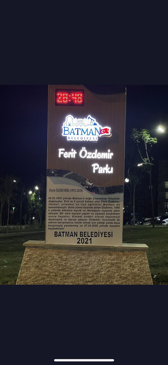 BAHADIR ÖZDEMİR (@bambahadir) on Twitter photo Rahmetli amcam Ferit Özdemir anısına yapılan park ailemizi ve sevenlerini ziyadesiyle mutlu etmiştir. Vefatından bugüne kadar varlığını sonuna kadar hissettiren ve söz konusu parkla bu varlıklarını taçlandıran devlet büyüklerimize teşekkür ederim. <a href="/batmanvaliligi/">Batman Valiliği</a> Rahmetli amcam Ferit Özdemir anısına yapılan park ailemizi ve sevenlerini ziyadesiyle mutlu etmiştir. Vefatından bugüne kadar varlığını sonuna kadar hissettiren ve söz konusu parkla bu varlıklarını taçlandıran devlet büyüklerimize teşekkür ederim. <a href="/batmanvaliligi/">Batman Valiliği</a>