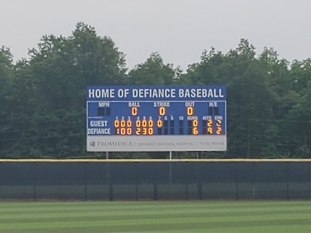 OKBaseball1's tweet photo. Knights advance! Joseph Dzierwa was lights out! 12 Ks, 2 H. Great team win. District Final Saturday at 12PM. https://t.co/D4Aq3OpLH2