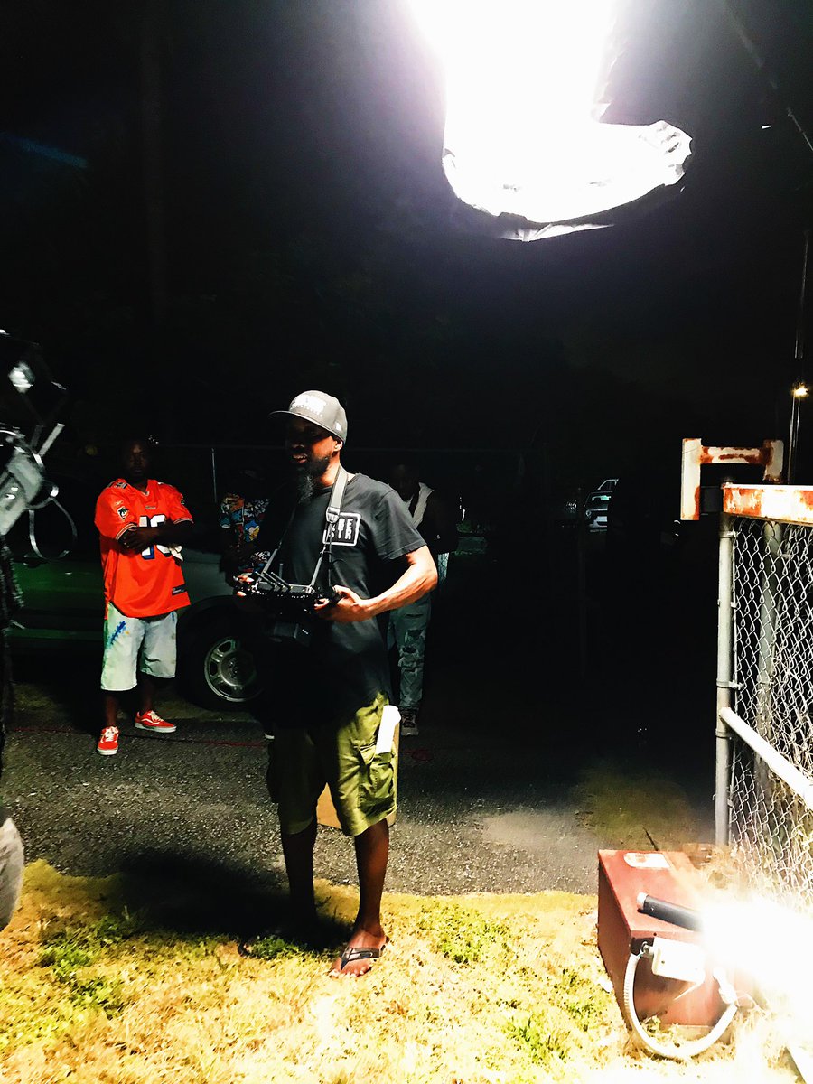 DJ H² The Vibe Setter tweet media