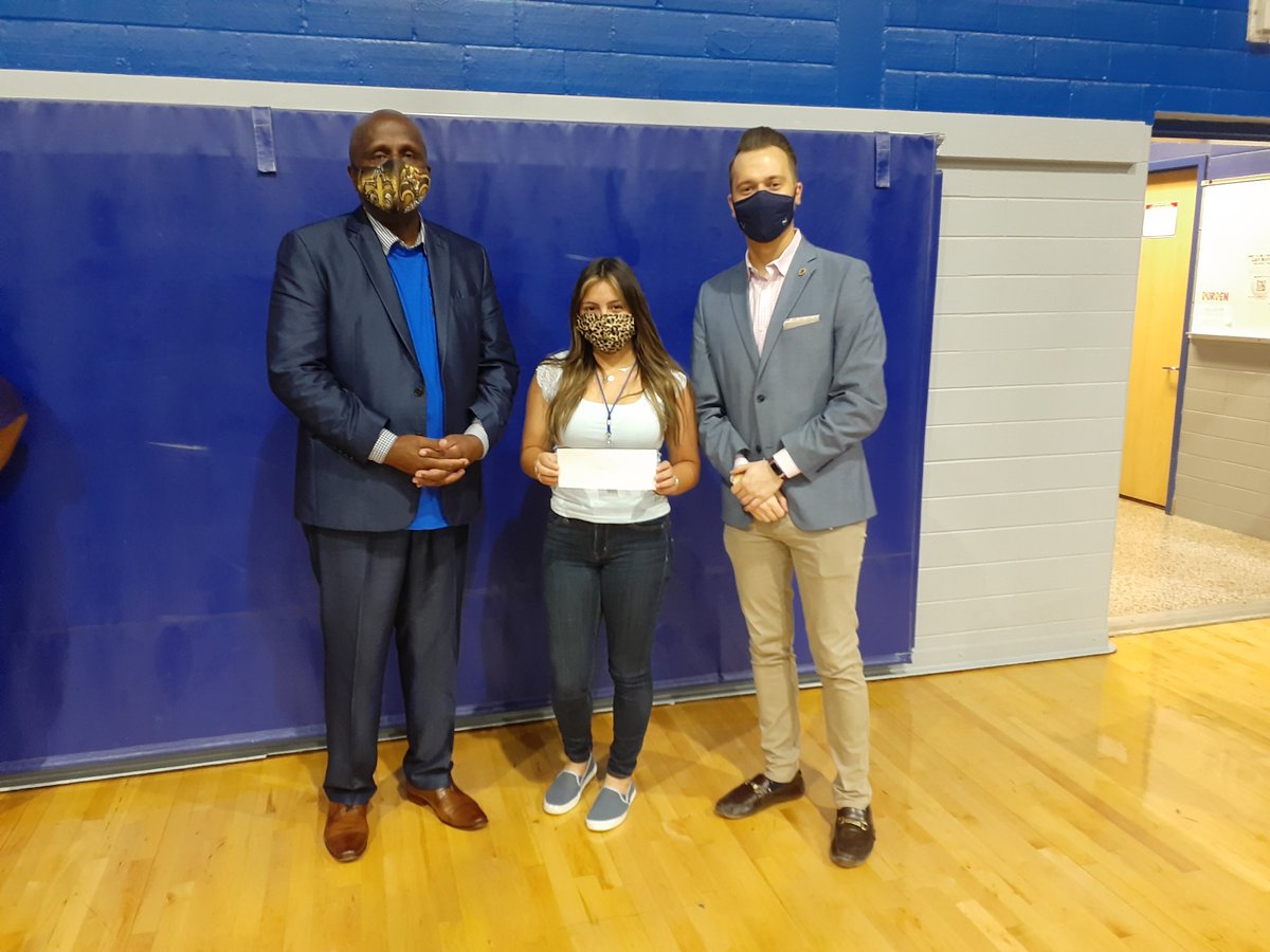 AldineHS_AISD's tweet photo. Thank you @JimWalkerLaw for providing our scholars with an investment that will impact their lives in a MIGHTY way! Four scholars were awarded $2500 scholarships each!! 💙 @BGilmoreAHS Thank you for believing in the scholars you work with every day! #Classof2021 #MustangGratitude https://t.co/GOdLGAAQQa