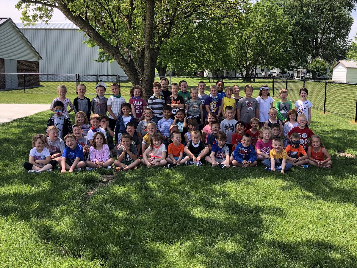 cv_ecc's tweet photo. Last day of school for our kindergarten students today! #futureclassof2033 https://t.co/ILxqv4TufG