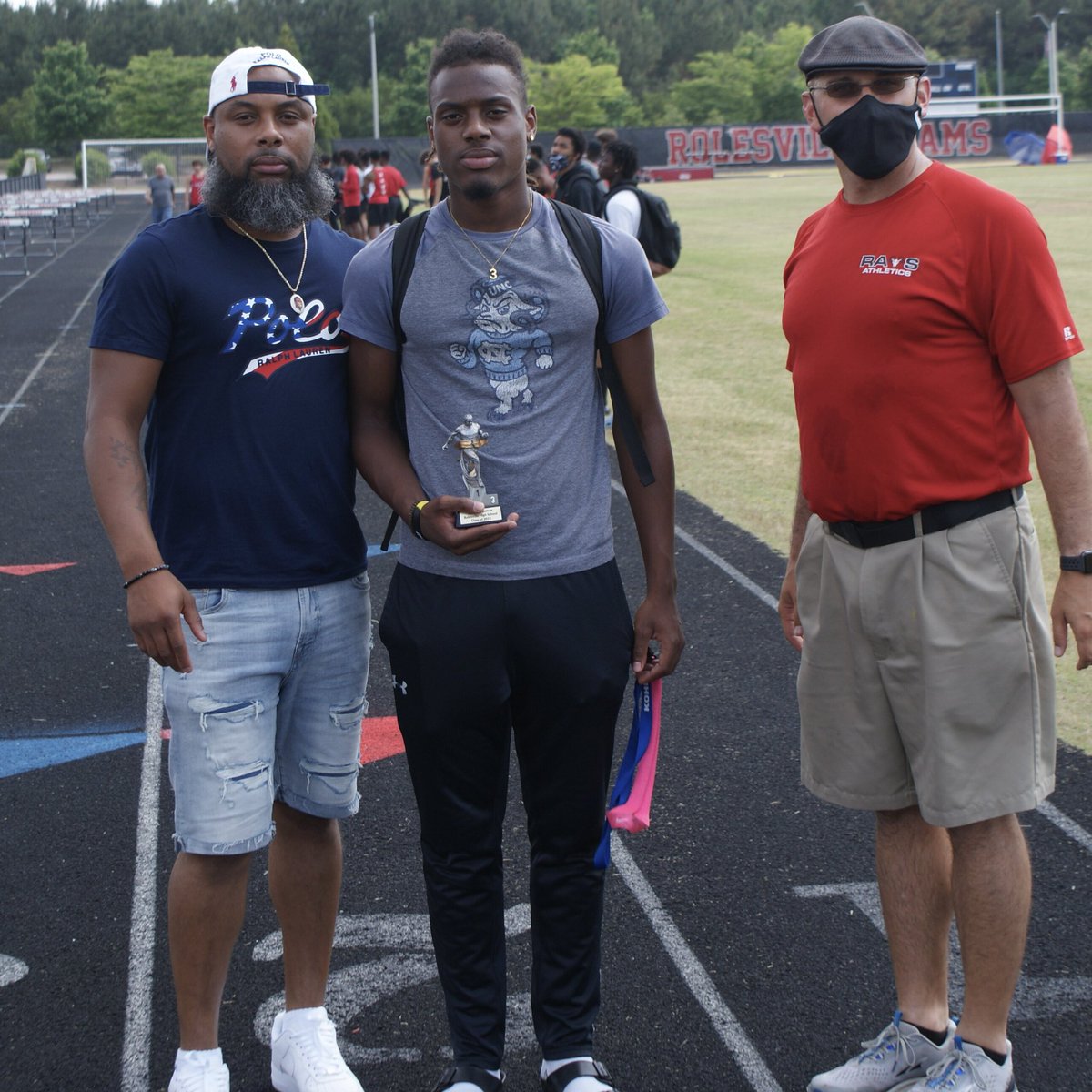 JabralleS's tweet photo. Officially done with High School track, new blessing &amp; new ways soon✌🏽 https://t.co/5YO7X8IykC