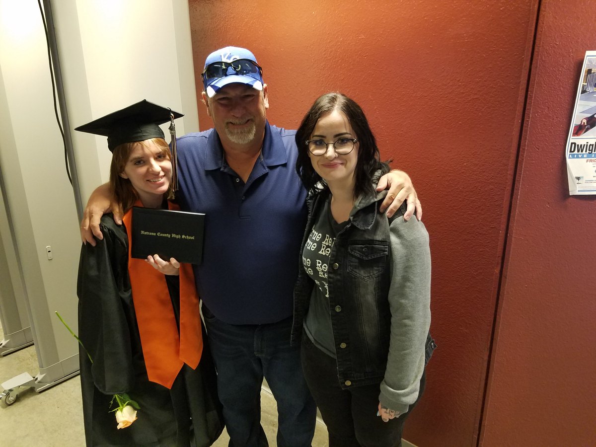 stingman3571's tweet photo. Congratulations to my daughter on Graduating from High School this evening. I'm so very proud of her! https://t.co/sJ6lITtQ9E
