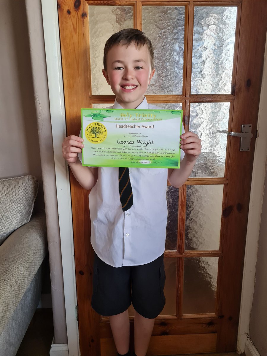 lbubb27's tweet image. Not one but two awards yesterday!! 😍 what a super star he is!! 💙💙💙💙 @Seahorses_Class
