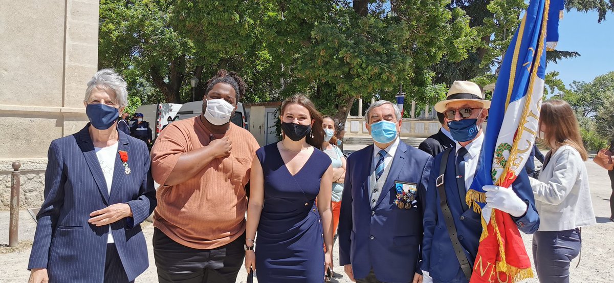 LHdecores's tweet photo. @LegionHonneur34 Journée nationale de la Résistance #Anopex34 @LegionHonneur34 #ANMONM34 à @montpellier_  @fhollande @husseinbourgi @MDelafosse @Prefet34 @Senat @gendarmerie34 @SDIS34 @Prefet34 @PoliceNat34 @JeanPierreGrand https://t.co/qgvP81WsTd