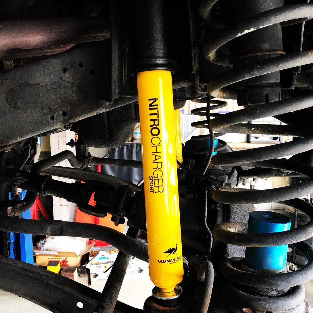 ランクル80 ARBのサスペンションブランド #オールドマンエミュー #OME