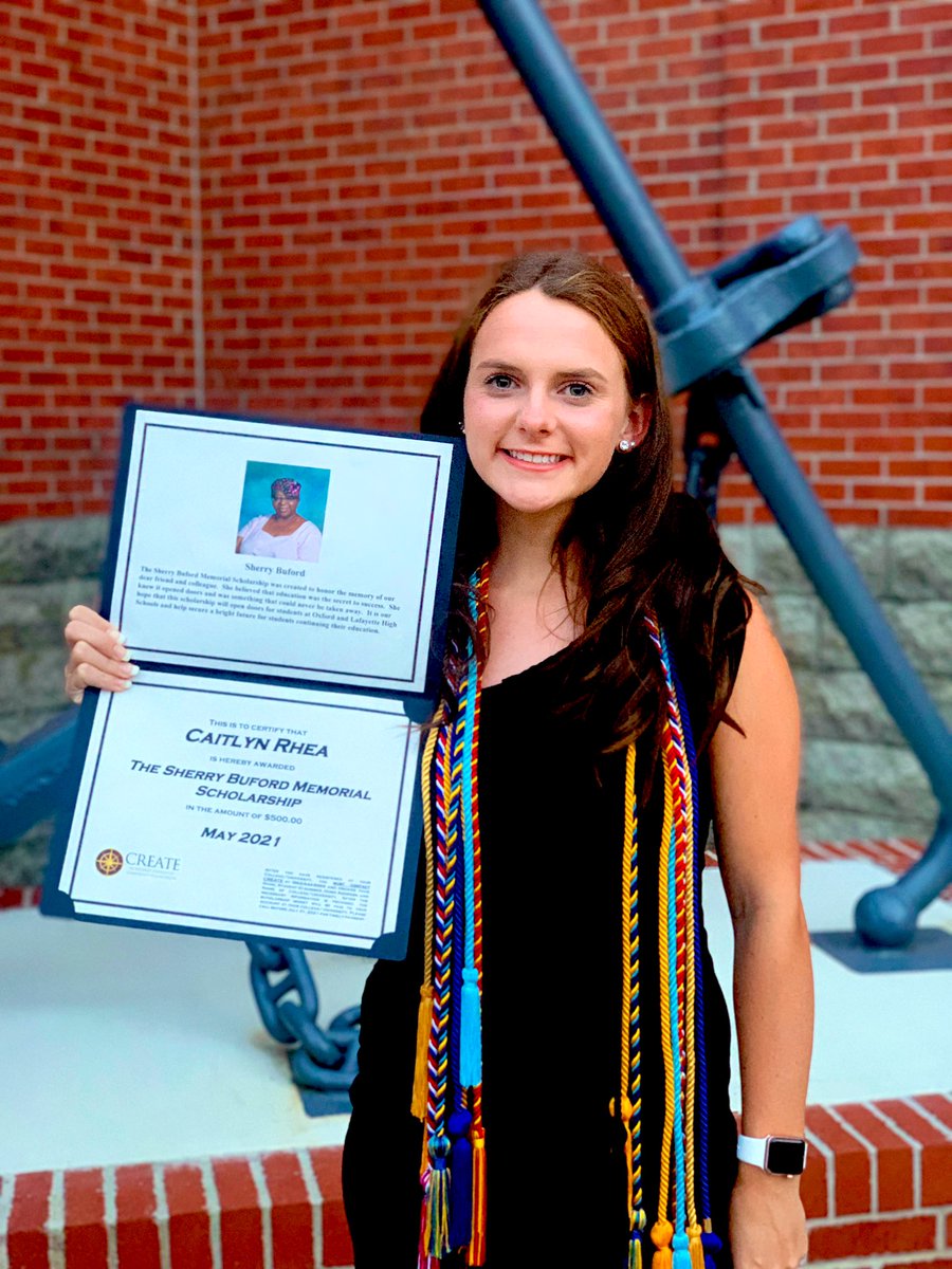 Not everybody can be, but everyone wants to be a Commodore. LHS will forever hold a special place in my heart.💛❤️🥺