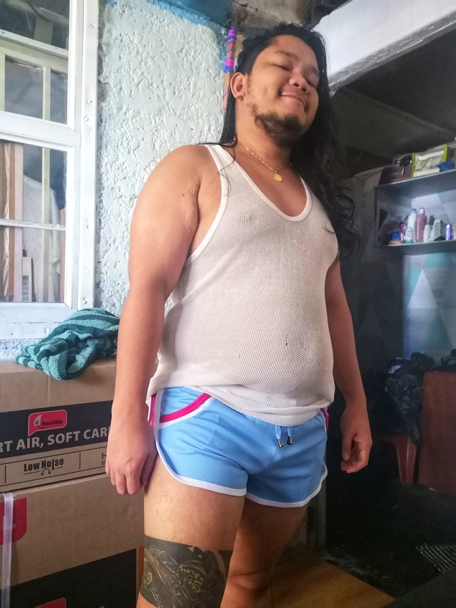 Markedcub's tweet photo. Because mainit, everyday is pekpek shorts day! 🤣😝
#teamjuts https://t.co/pQl4oIDhmq