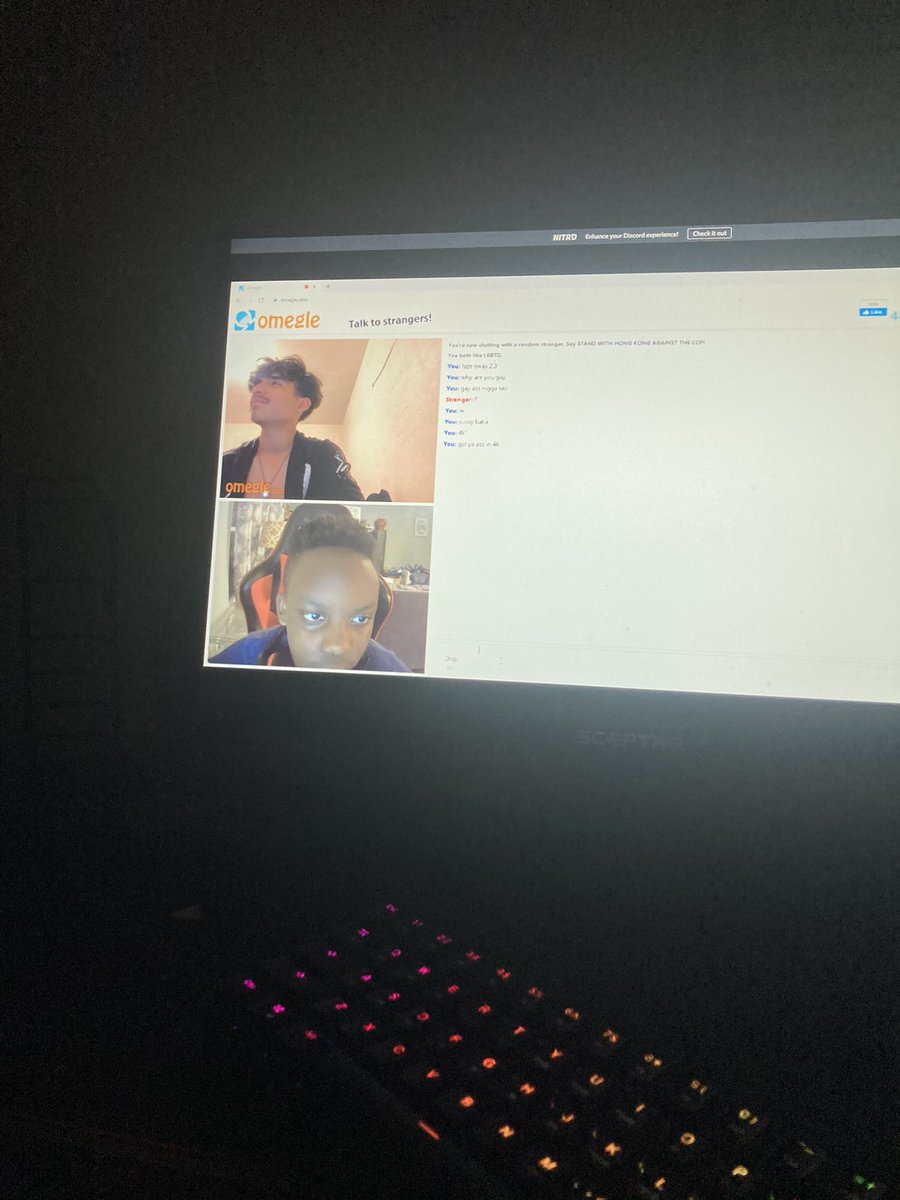 wydMercy1's tweet photo. Watching my huge forehead friend on Omegle @blacktaysonfn https://t.co/oTnlOLy50J
