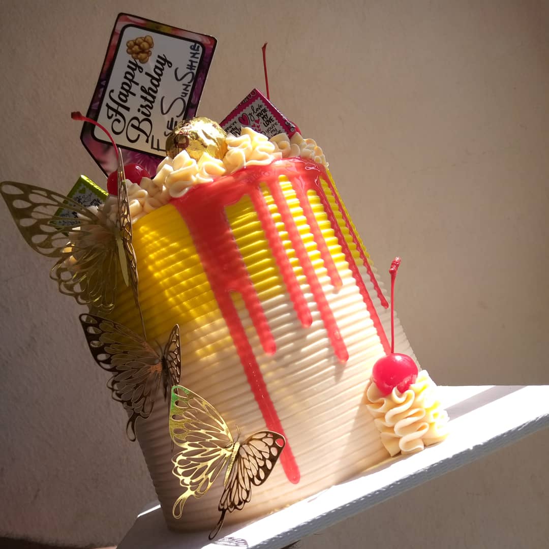 cakesbyruthieee's tweet photo. Last shot of her💞💕💗 Yet another #repeatdesign Client went through our page and asked for a remake💃💃 Pls WhatsApp/ Call : 07034542845 for faster response 👌 Pasisei kindly Retweet 🤲🏿🤲🏿 https://t.co/EoZpmqpS8U