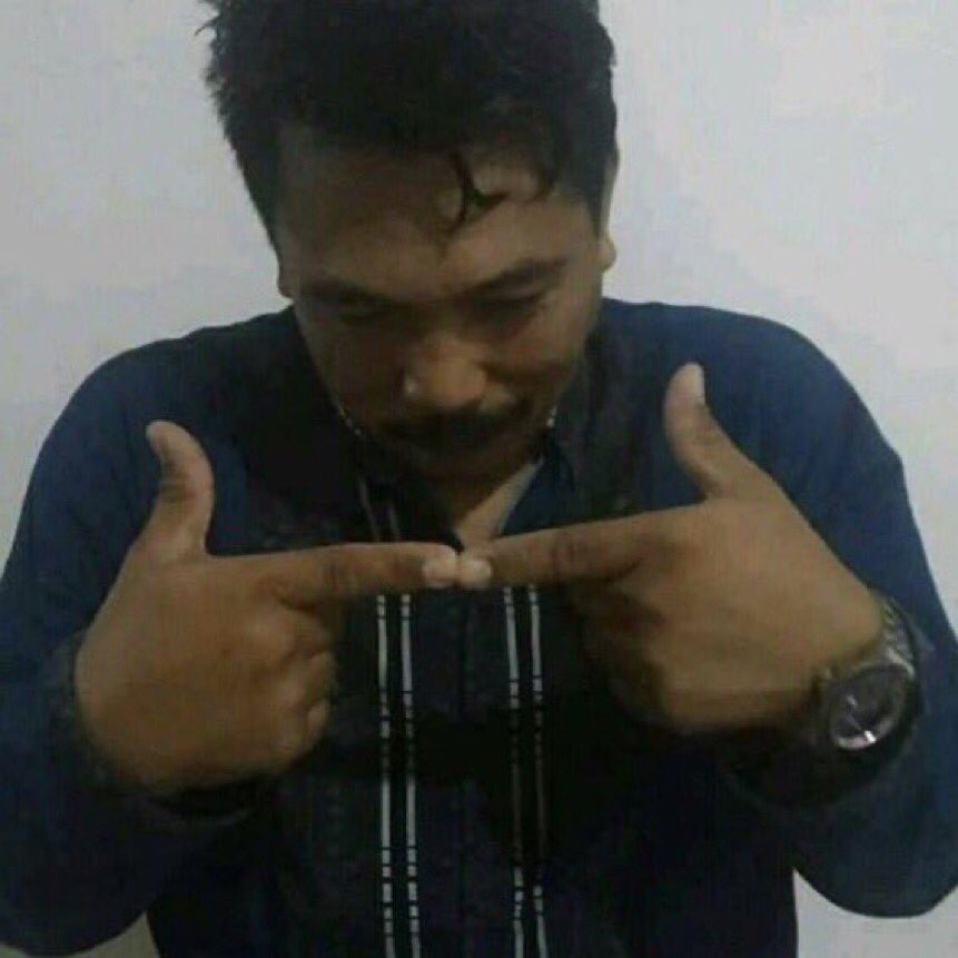 chttphonct's tweet photo. Selamat bertambah usia Tahuw binti Bapaknya Tahuw semoga panjang umur dan senantiasa sehat jiwa raga. Wishnya sama kek taun kmaren ye @twtahu https://t.co/eyQEPheN93