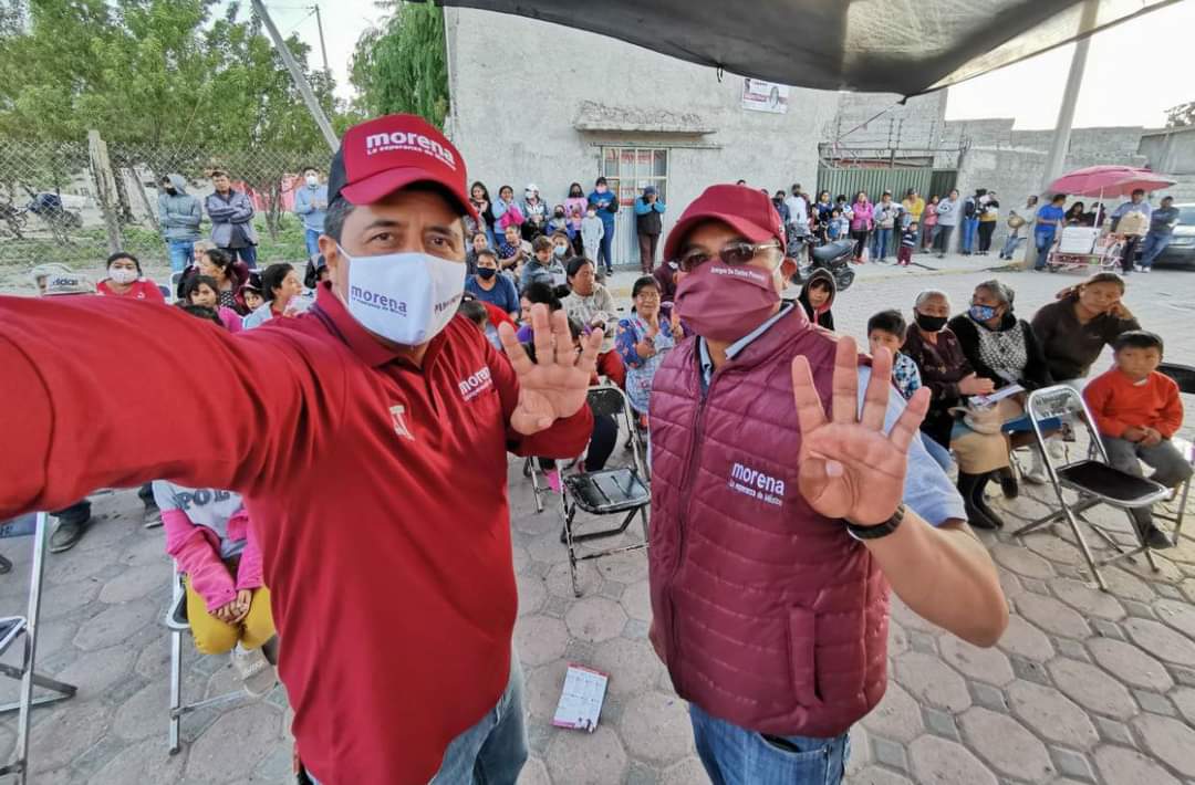 JCSantiagoP's tweet photo. Un VOTO por MORENA🚩 es un voto por el progreso y la transformación de #Huamantla.

Este #6DeJunio🗳demostraremos la voluntad del pueblo en las urnas. ¡En Xicohténcatl y todo Huamantla, vamos a ganar esta lucha! 

#VotaTodoMorena✔️ https://t.co/gsahjXmWfe
