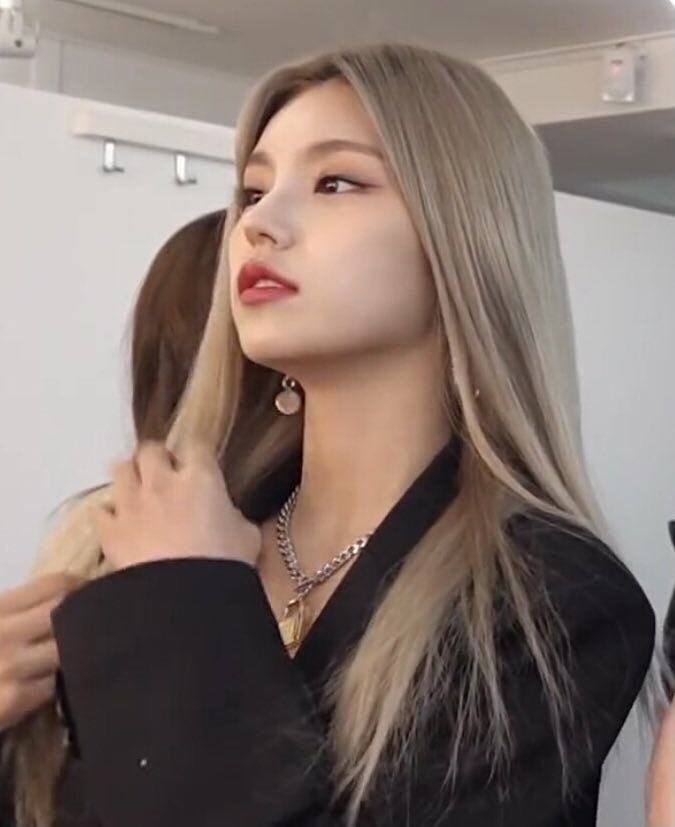 🐺💭 tweet media