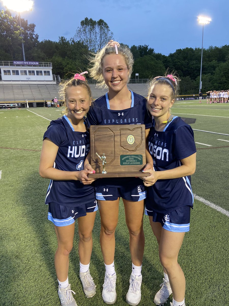 hudsongirlslax's tweet photo. A phenomenally regional final win tonight against a great Jackson team with a nail bitting score of 9-8!! Thanks for the support from our dedicated fans! Excited to represent North East Ohio in the State Final Four!! Come out and support on June 2nd @ OWU! #rollhud 🤟🏼🥍 💙😎 https://t.co/uMVFDVZir8