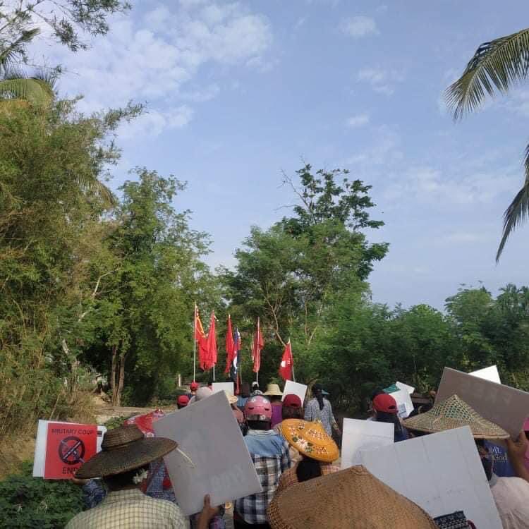 hannayuri_twt's tweet photo. Residents in Kale, #Sagaing Region, continued their daily anti-coup protests today (May 28). 
#May28Coup #WhatsHappeningInMyanmar https://t.co/sBt1mxFXUs