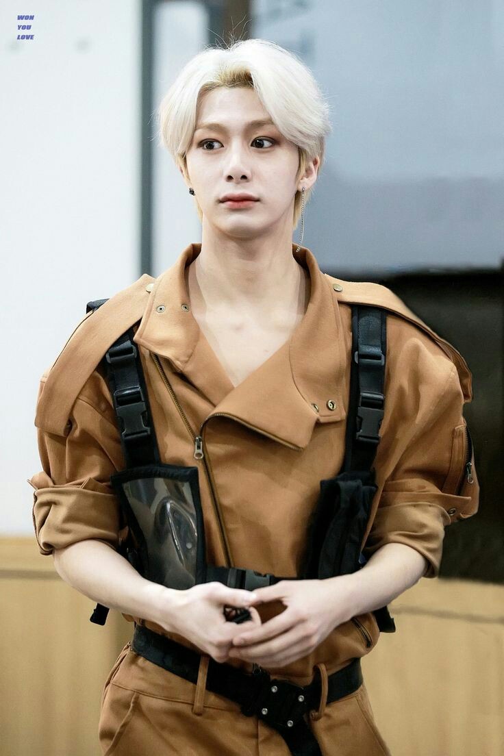 ChaeSxul's tweet photo. @PxrkMinki @ChaeWiin @minsngbxy @ChxeWonn @SianChoiG @LeeMinHx_B @WxnhxB @ParkJiminRB Yo y Mi papi @Hyungwxn_B 🐸💖 https://t.co/OgPzabWVoJ